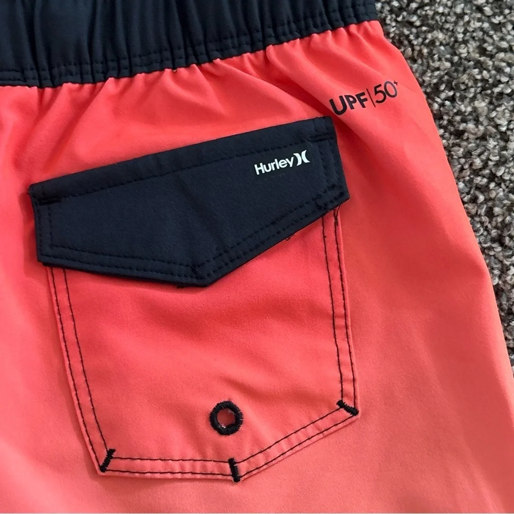 Hurley men swim